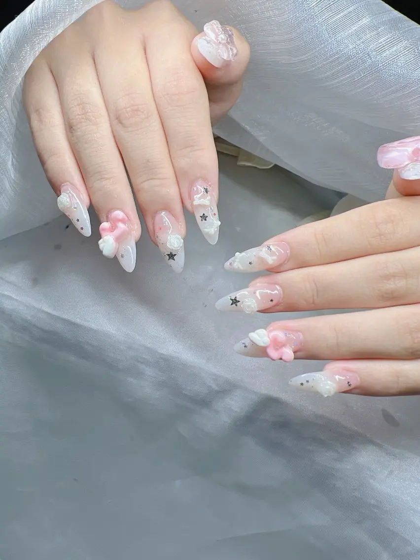 ネイル ハンドネイル Lee Nailsのネイルデザイン
