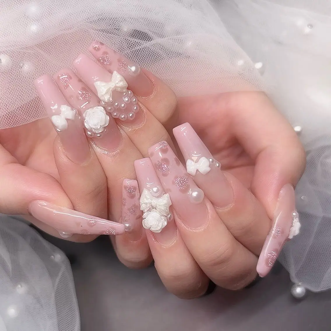ネイル フラッシュネイル ガーリー ロングネイル パステルネイル ピンク Y. 🍒maki🍒ྀིのネイルデザイン