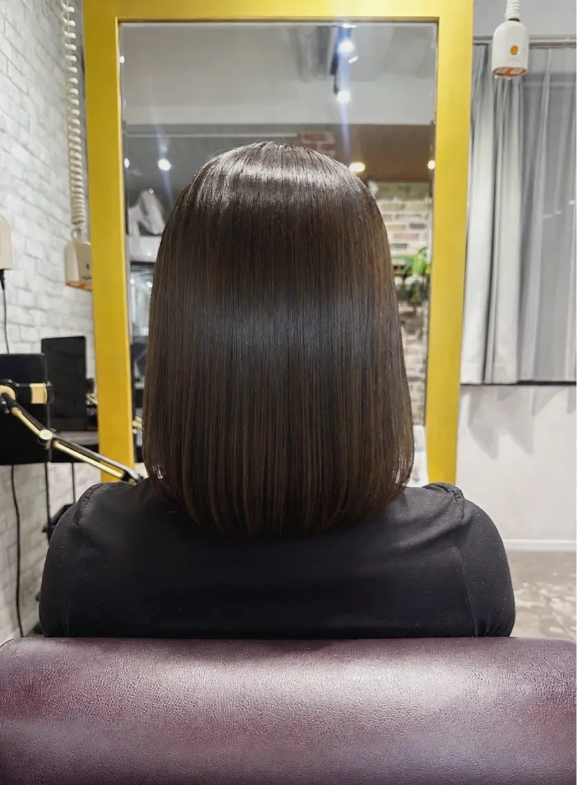 セミロング カラー ブラウンカラー 透明感カラー オリーブブラウン カット ヘアカラー Saki💛心斎橋 髪質改善/艶カラーのヘアスタイル