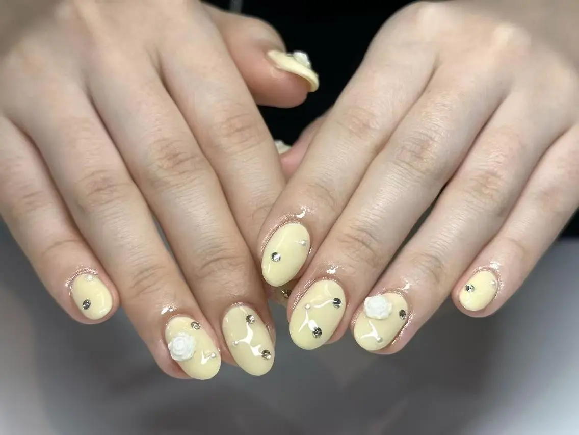 ネイル ハンドネイル 🎀 Ayaka_nailのネイルデザイン