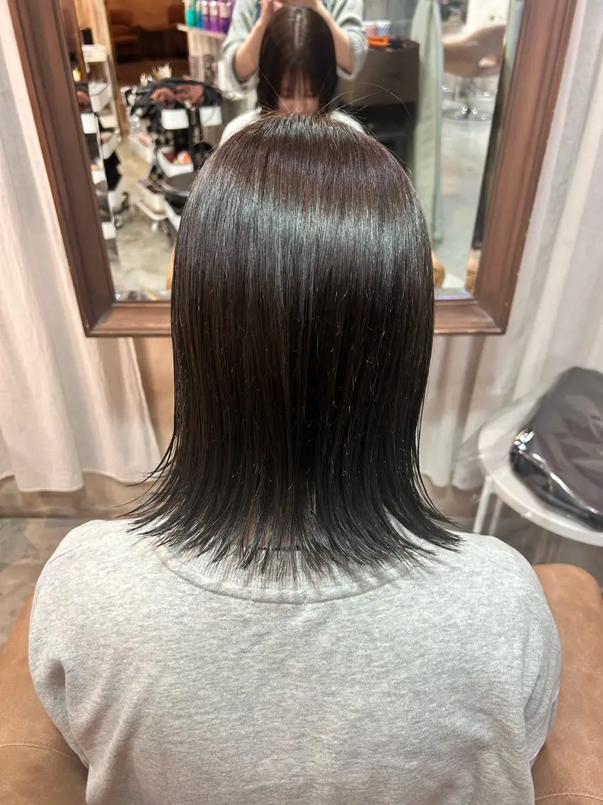 ミディアム 濵﨑 理奈のヘアスタイル