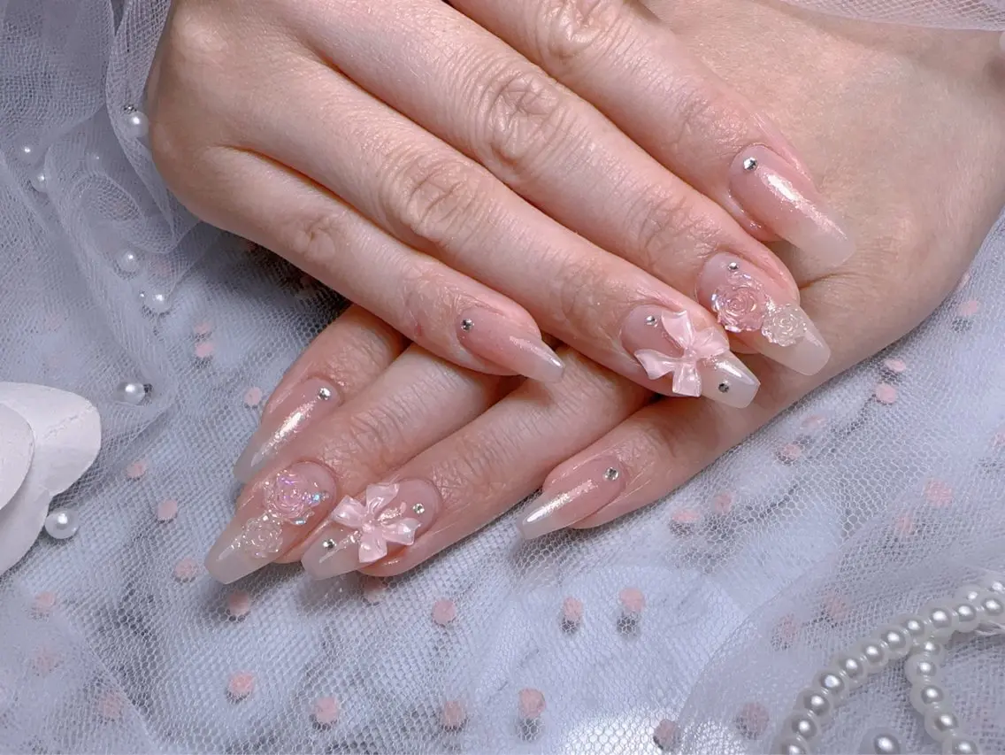 ネイル オーロラネイル フットネイル 韓国ネイル ラメ(グリッター) ラメグラデーション ハンドネイル Belle nail salon 新小岩のネイルデザイン