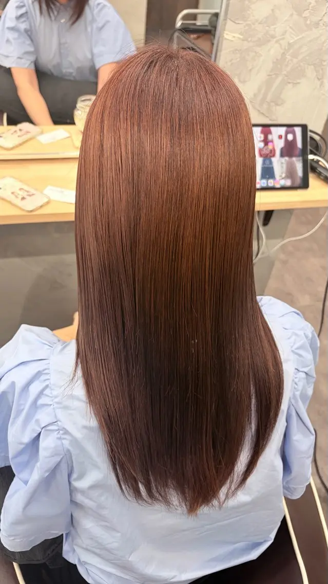 セミロング カラー Blast ひよりのヘアスタイル