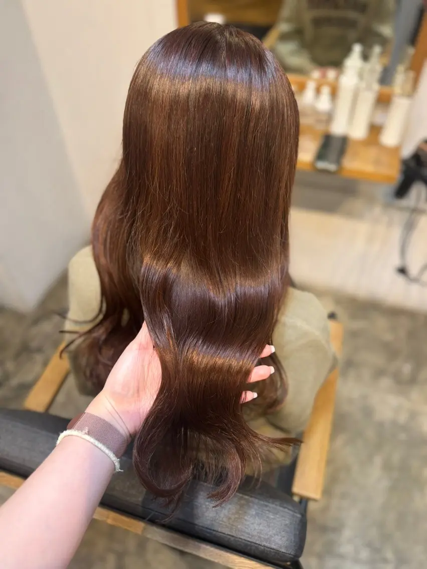 セミロング 髪質改善ストレート Airi🪽🫧のヘアスタイル