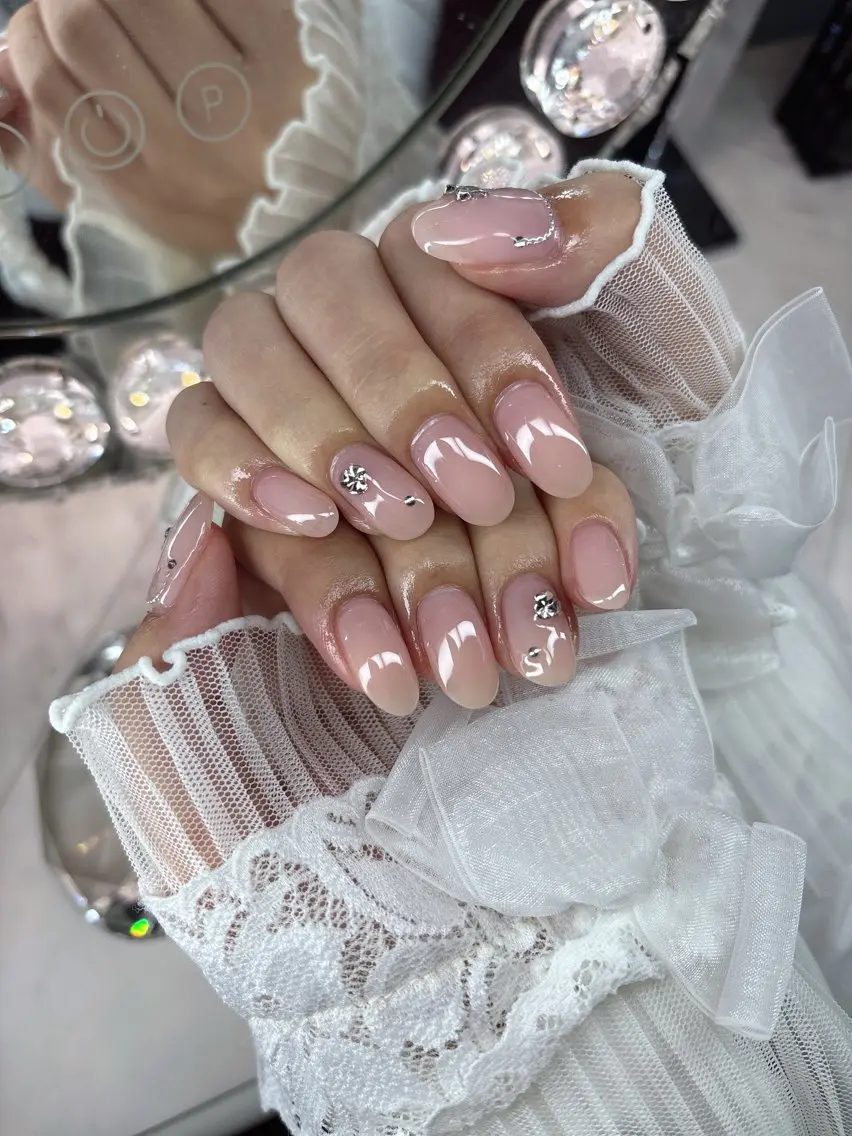ネイル 24時まで❤︎韓国、 ワンホンネイルのネイルデザイン