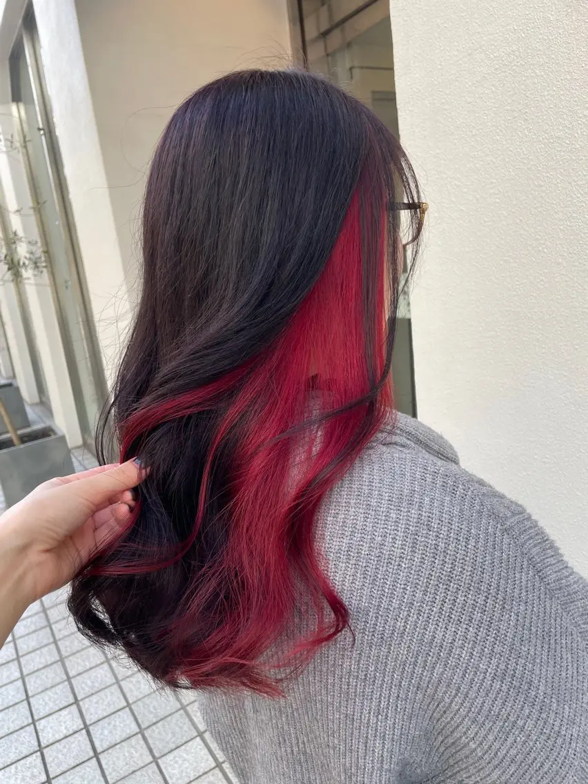 ロング カラー レッドカラー カット ヘアカラー トリートメント ナチュラルカラー 児玉優香のヘアスタイル
