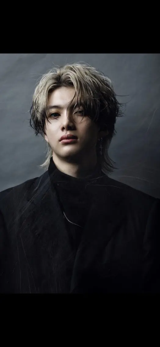 ショート ヘアアレンジ メンズ センターパート メンズ韓国風 メンズウルフカット 韓国風ヘア ウルフカット メンズヘア/松下 創斗のヘアスタイル