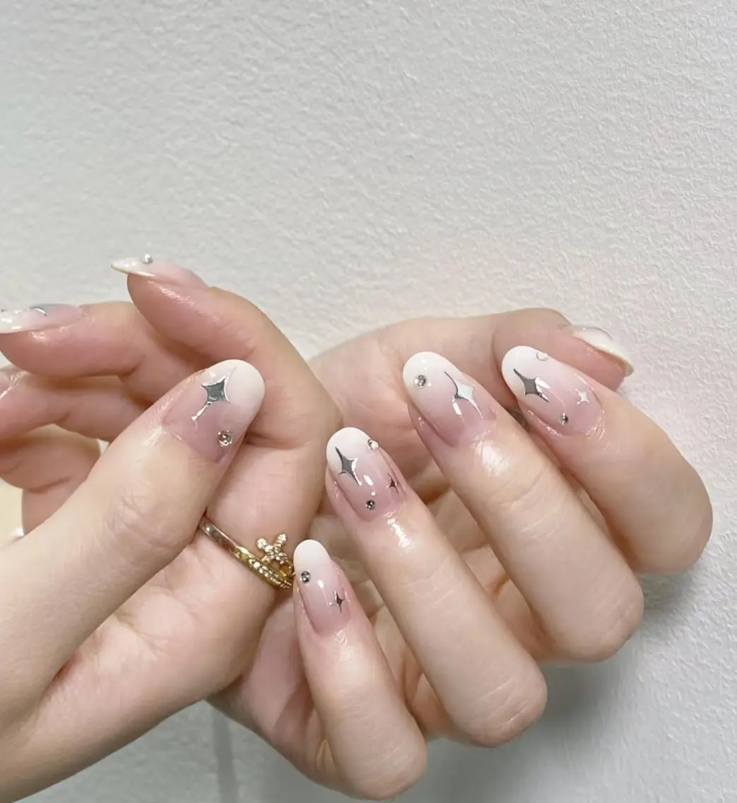 ネイル ハンドネイル 🎀 NaNa_nailのネイルデザイン