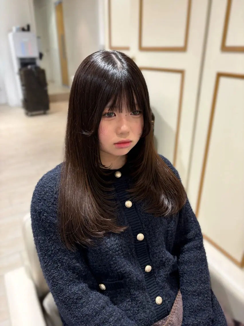 ロング 顔周りカット レイヤーカット カット Kurumi 🩰カットモデル募集のヘアスタイル