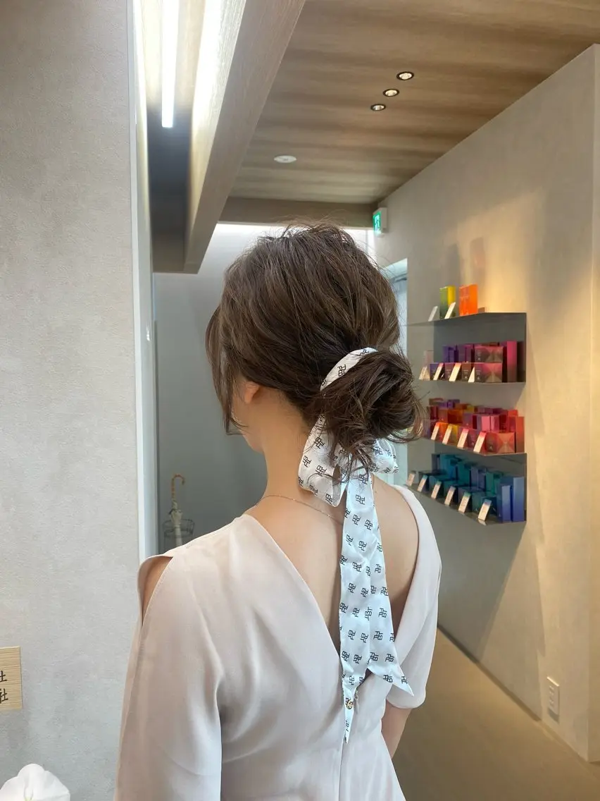 セミロング お団子ヘア ショートカット /LINNAのヘアスタイル