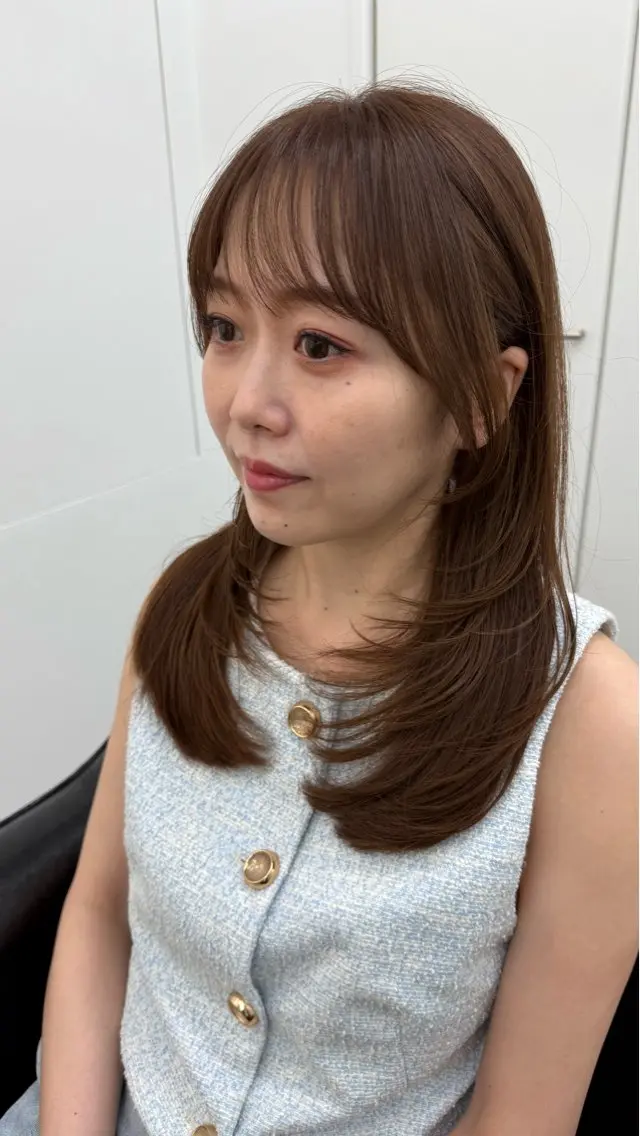 セミロング カラー 顔周りカット レイヤーカット カット トリートメント 忠本 功のヘアスタイル