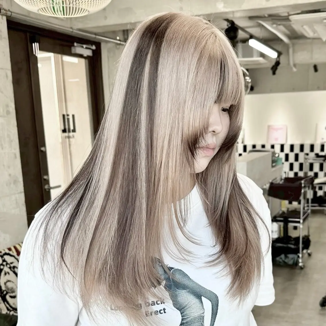 ロング カラー ブリーチ ヘアカラー トリートメント ✨ブリーチカラー× 艶髪SUZU🛼🫧のヘアスタイル