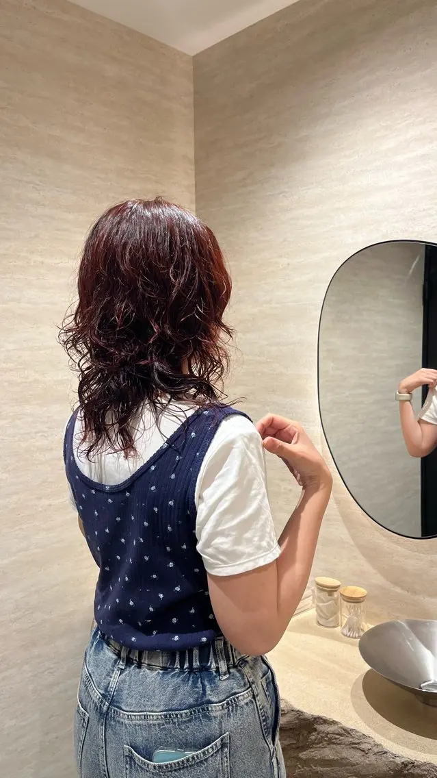 ミディアム ミディアムパーマ ヘアカラー 石塚 瑛里菜のヘアスタイル