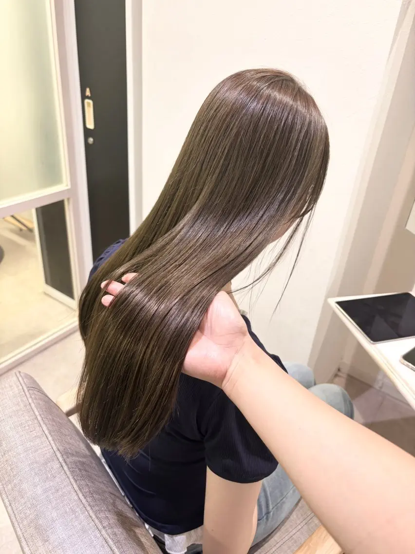 ロング カット ヘアカラー トリートメント ヘアアレンジ🪽🎀 艶カラー/天王寺のヘアスタイル