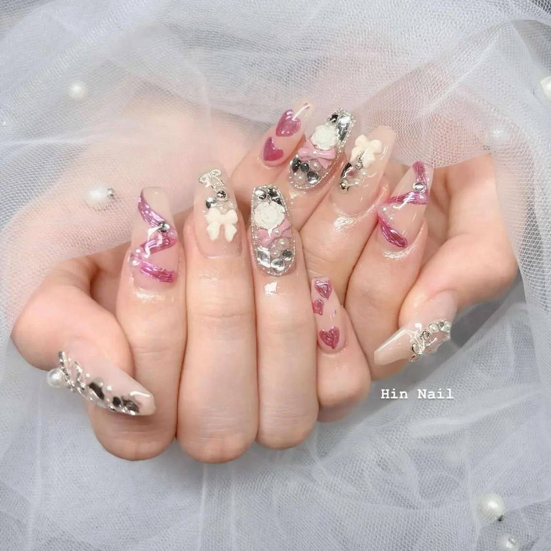ネイル ハンドネイル HIN NAILのネイルデザイン
