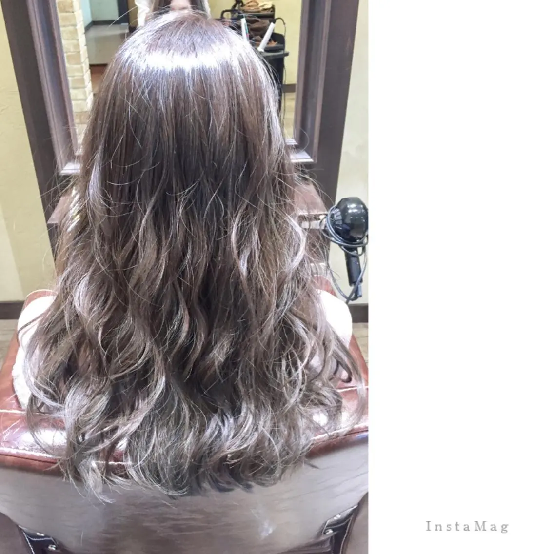 ロング カラー ブリーチ グラデーションカラー グレージュ ハイライトカラー ブリーチなしカラー Lyhair🦊🎀 AKIのヘアスタイル