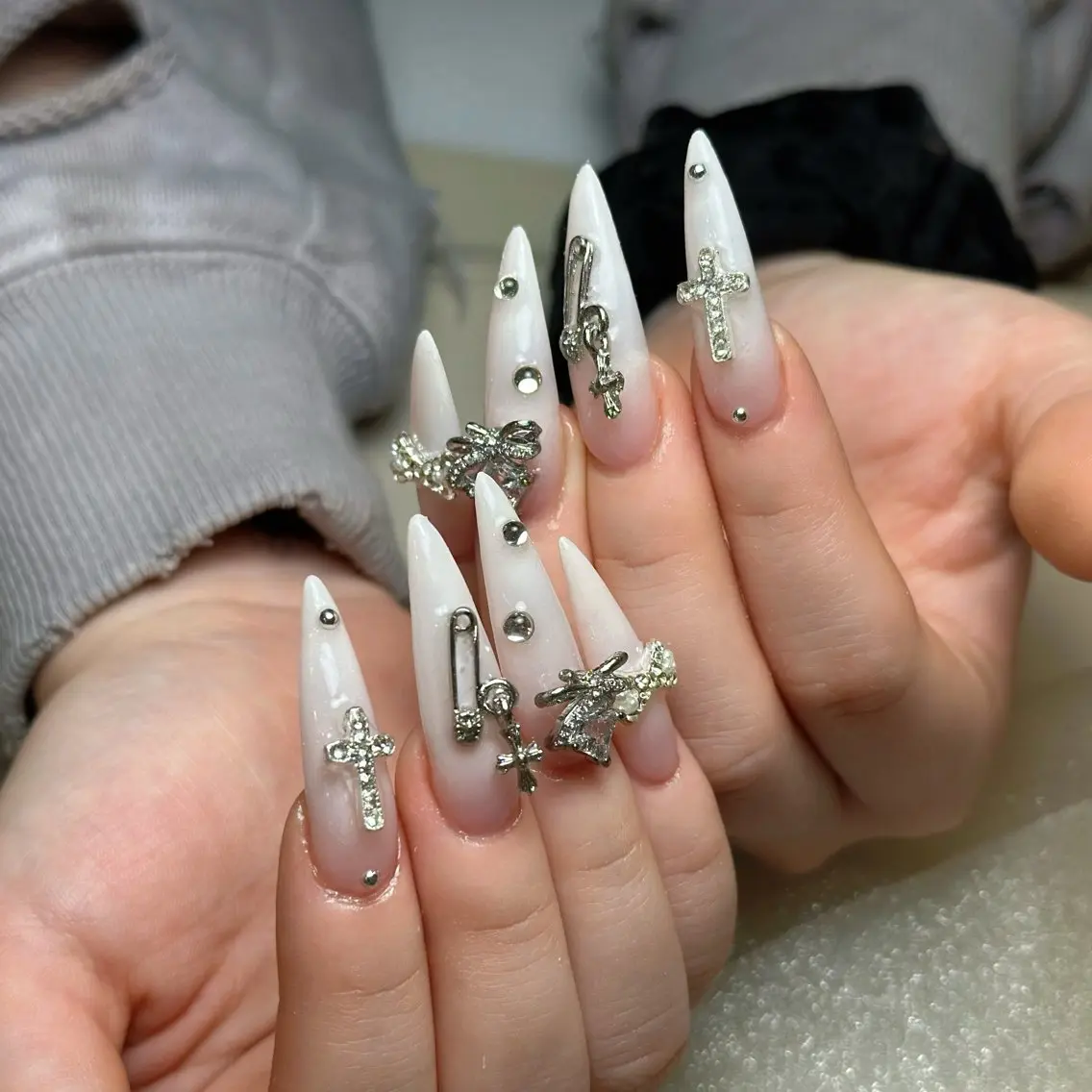 ネイル ハンドネイル Ann- NailQueensのネイルデザイン
