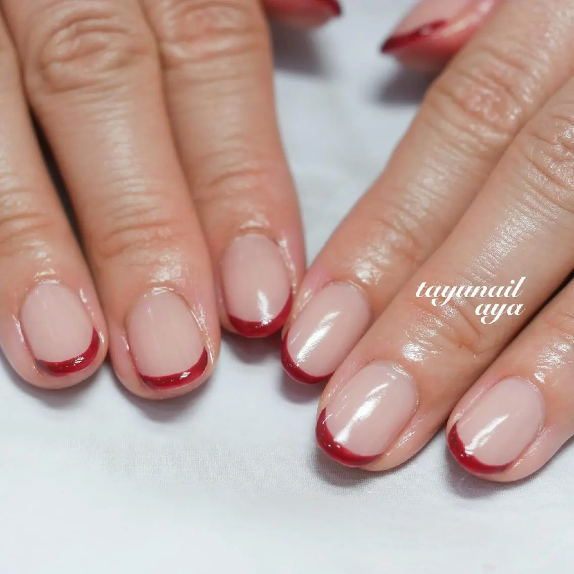 ネイル ブルー フレンチネイル ジェルネイル パラジェル 赤色 ネイルサロン 【たゆnail】のネイルデザイン