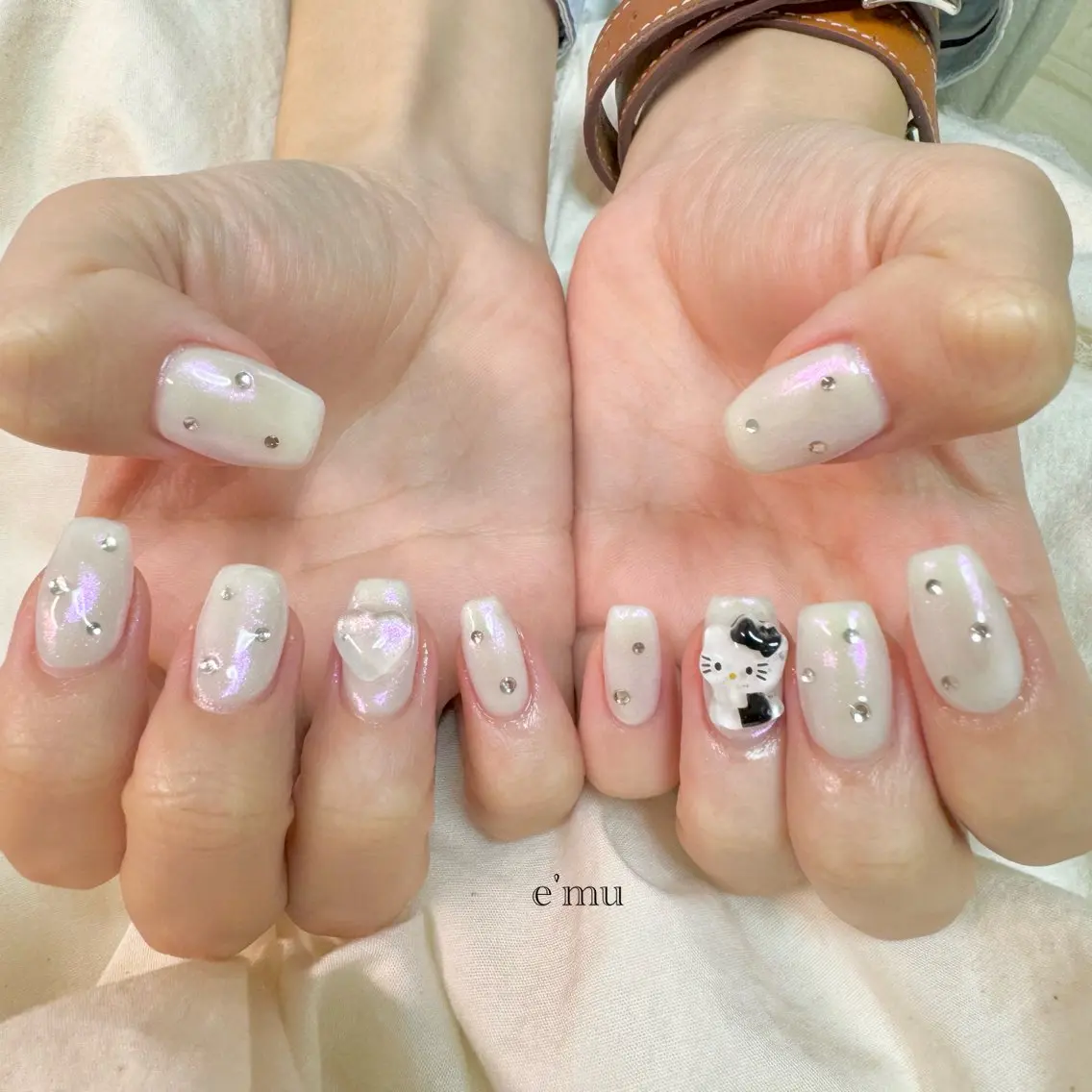 ネイル 韓国ネイル ハンドネイル nail salon e'mu💐のネイルデザイン