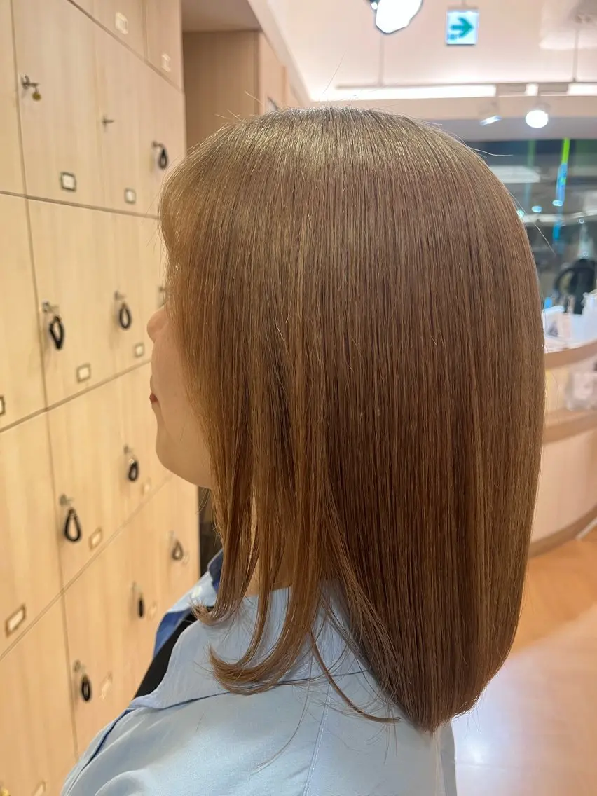 ミディアム ヘアカラー Ha naのヘアスタイル