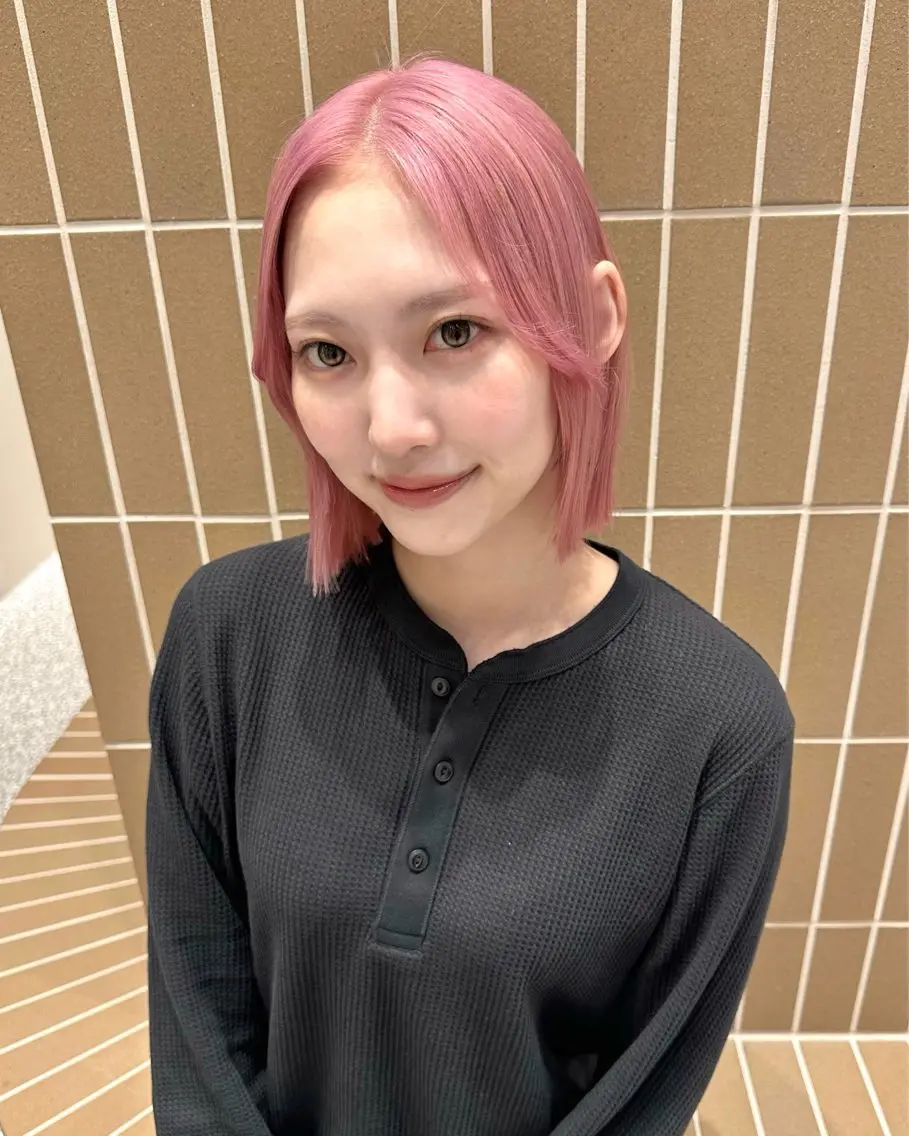 ミディアム カラー ブリーチ ハイトーンカラー ピンクカラー ボブ ヘアカラー トリートメント ピンクカラー/カラー 新宿美容室🎀のヘアスタイル