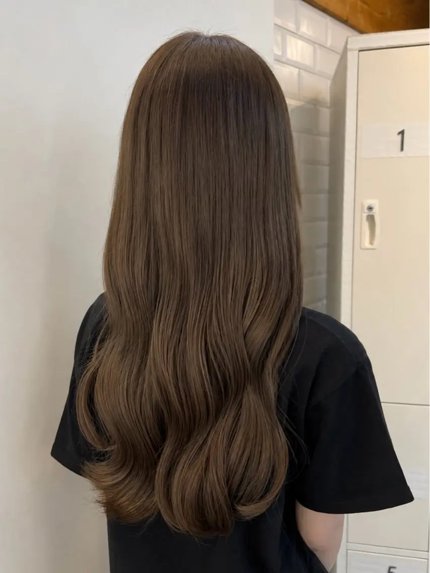 ロング カラー デザインカラー イヤリングカラー ボブ 顔周りカット 髪質改善 カット ヘアカラー トリートメント KANA/ボブ/ インナーカラー/艶髪のヘアスタイル