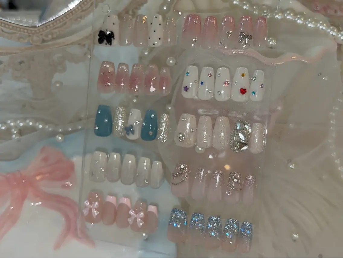 【当日限定】定額デザインA🎀✨️※オフ込みの料金になります。※20種類の中からデザインお選び頂けます。の写真