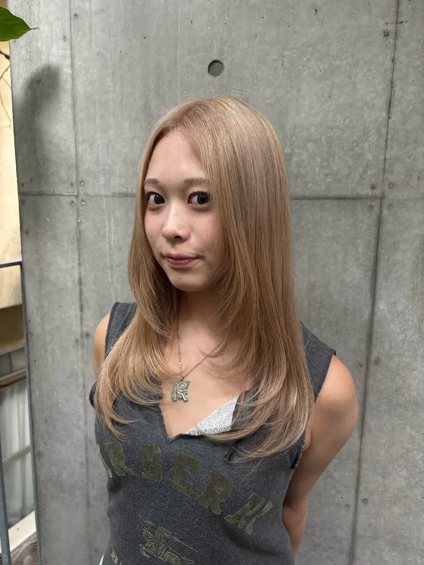 ロング カラー ブリーチ カット ヘアカラー トリートメント トレンドカラー🥣／ ヘアアレンジ✩.*˚のヘアスタイル