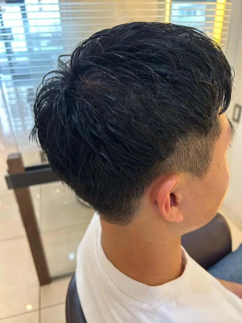 ショート メンズ 東城 利貴のヘアスタイル