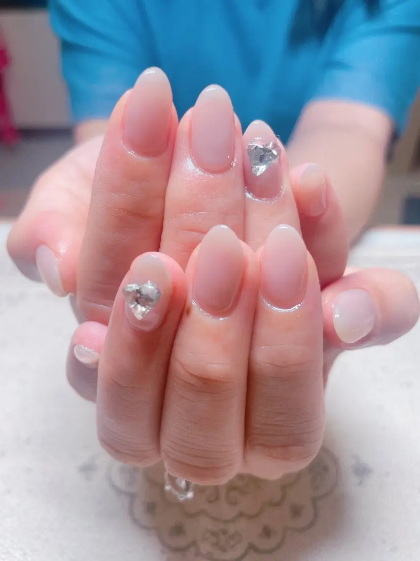 ネイル シンプルネイル 💫ゆか_ Nailartistのネイルデザイン