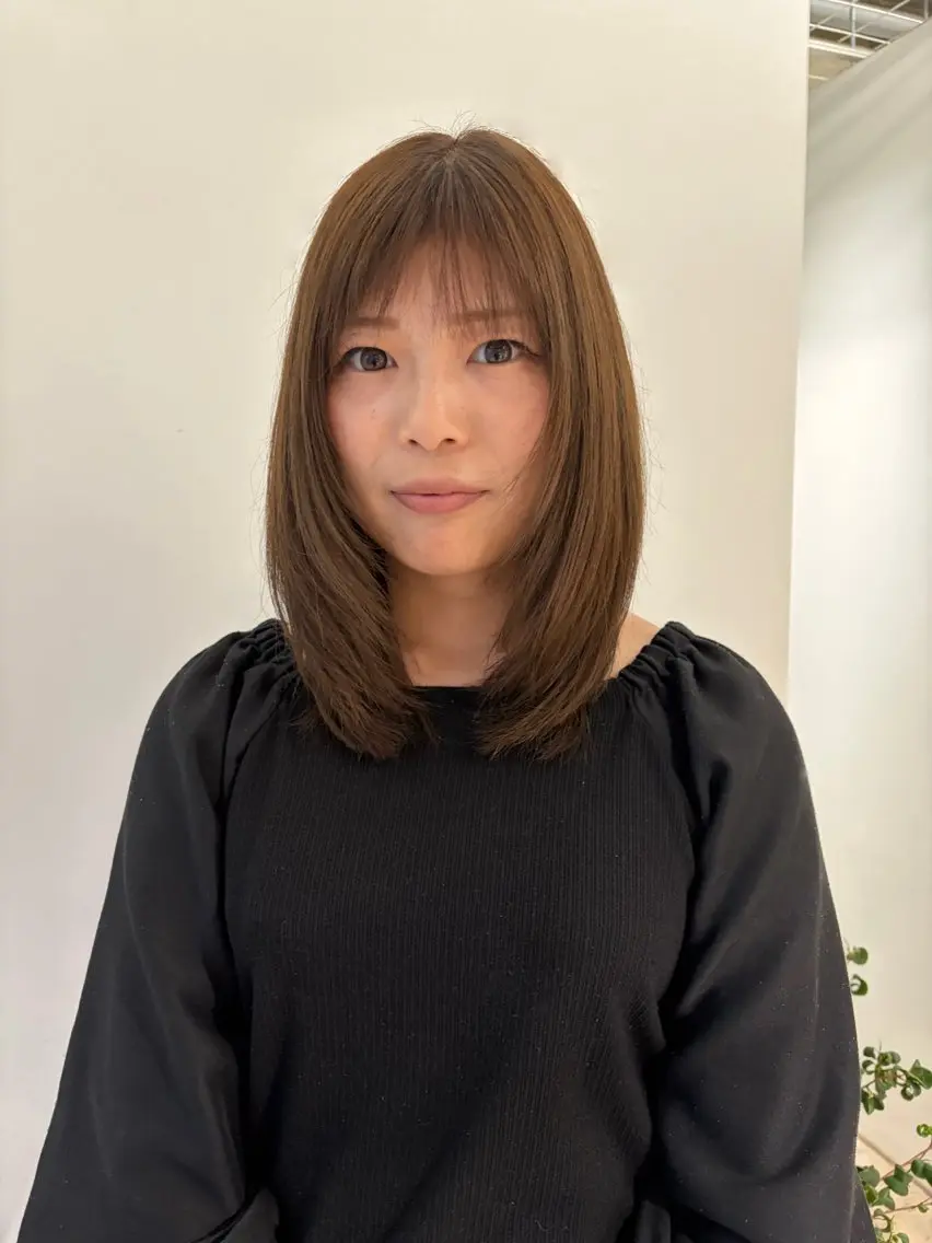 ミディアム レイヤーカット 村越 琉花のヘアスタイル