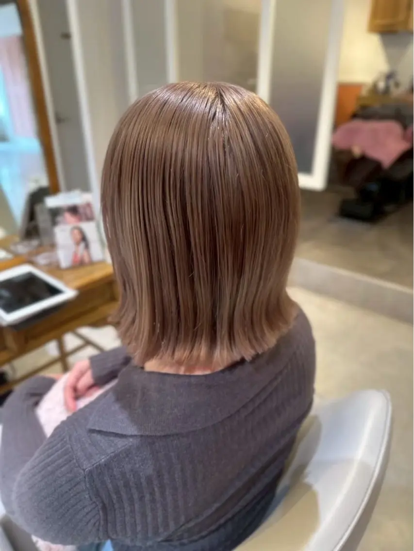 カラー 若杉 美鈴のヘアスタイル