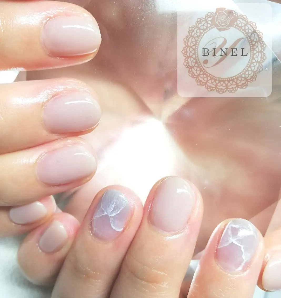 ネイル 大理石ネイル(マーブル) ニュアンスネイル ワンカラーネイル ハンドネイル Nail Salon Y.BINELのネイルデザイン