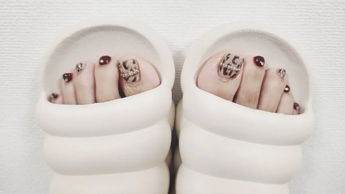 ネイル フットネイル T's nailのネイルデザイン