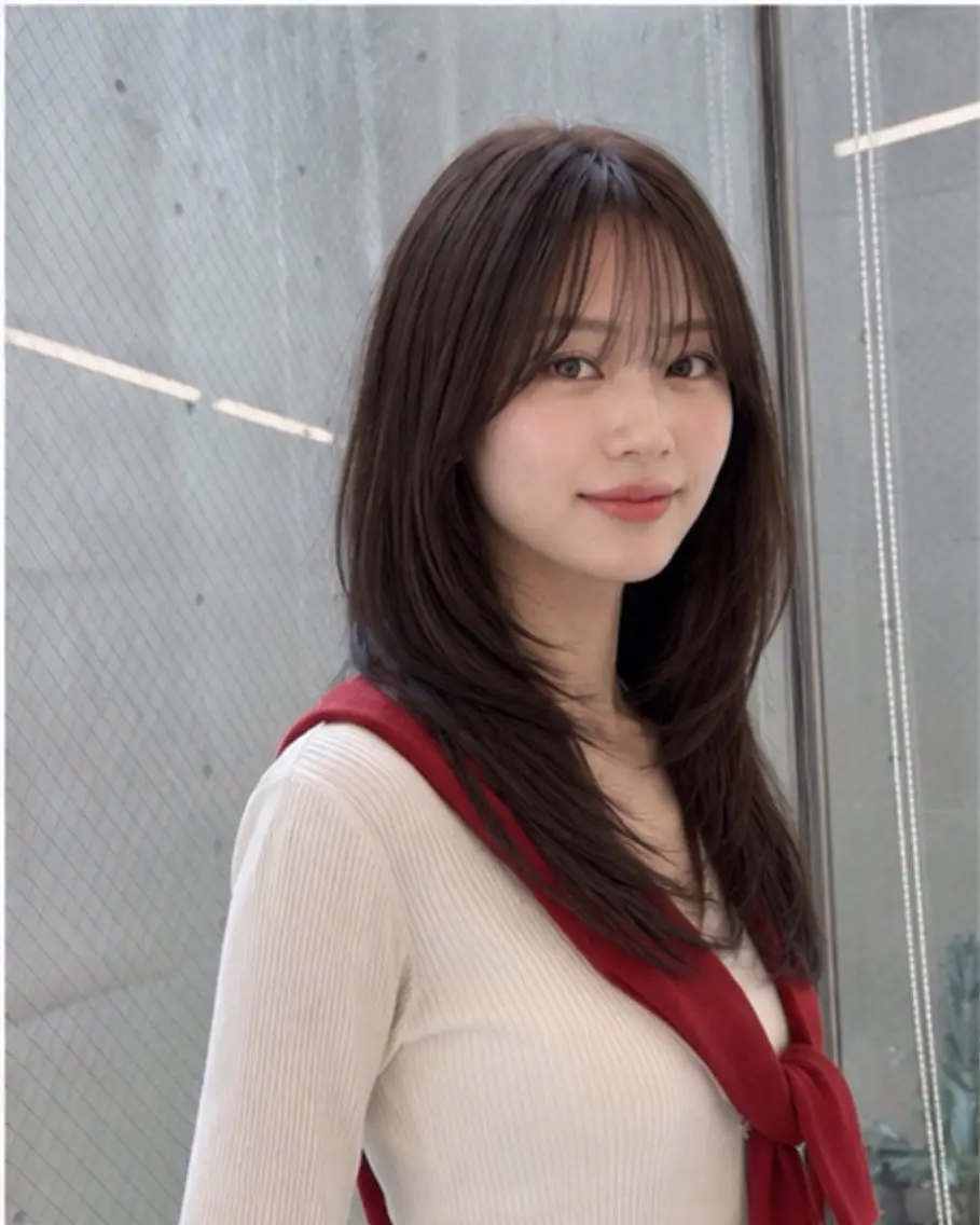 セミロング ハッシュカット 韓国風ヘア レイヤーカット トリートメント カット ヘアカラー pia 薬院のヘアスタイル