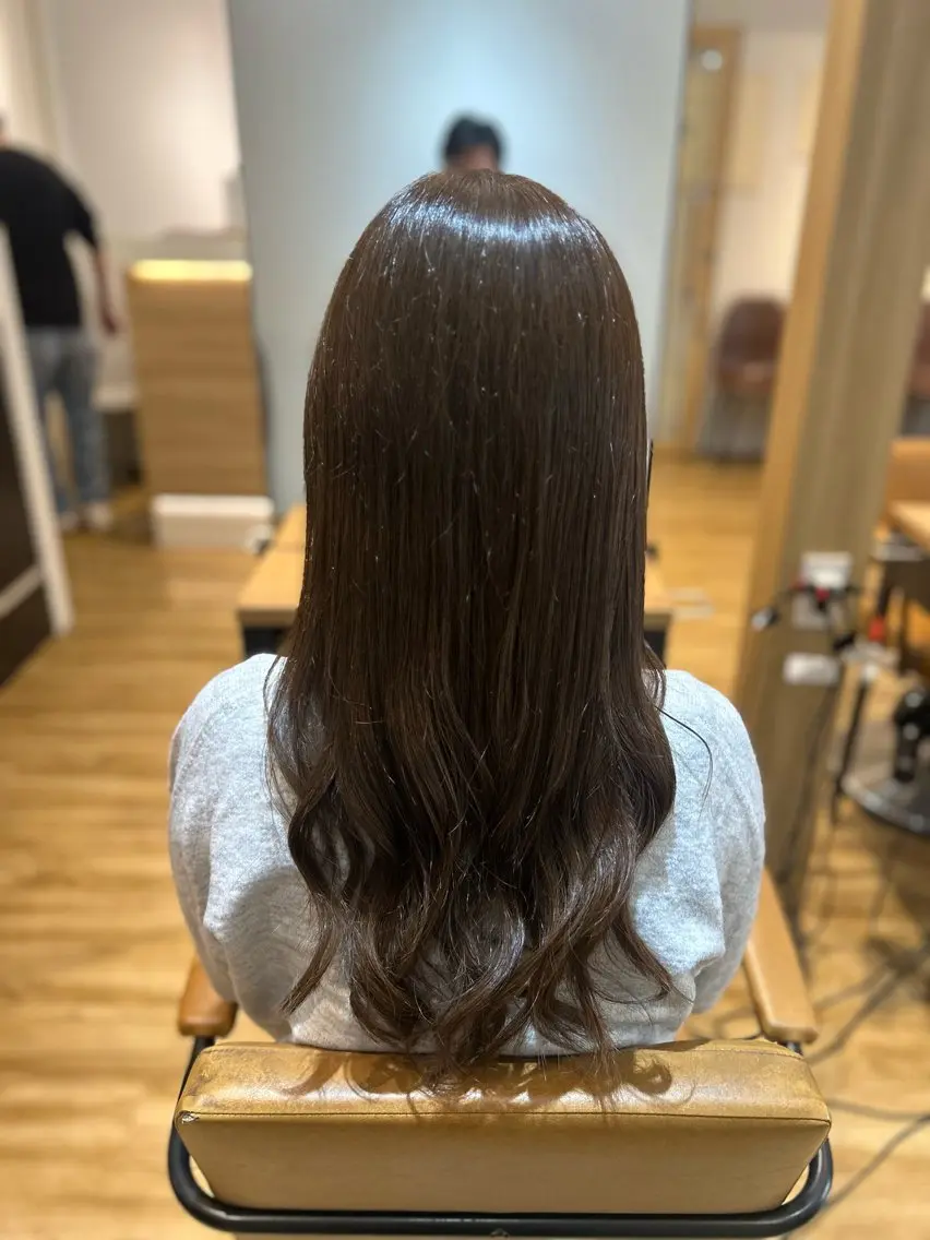 ロング カット ヘアカラー トリートメント 🍒艶髪✨ 秋冬🍒モテヘアー✨のヘアスタイル
