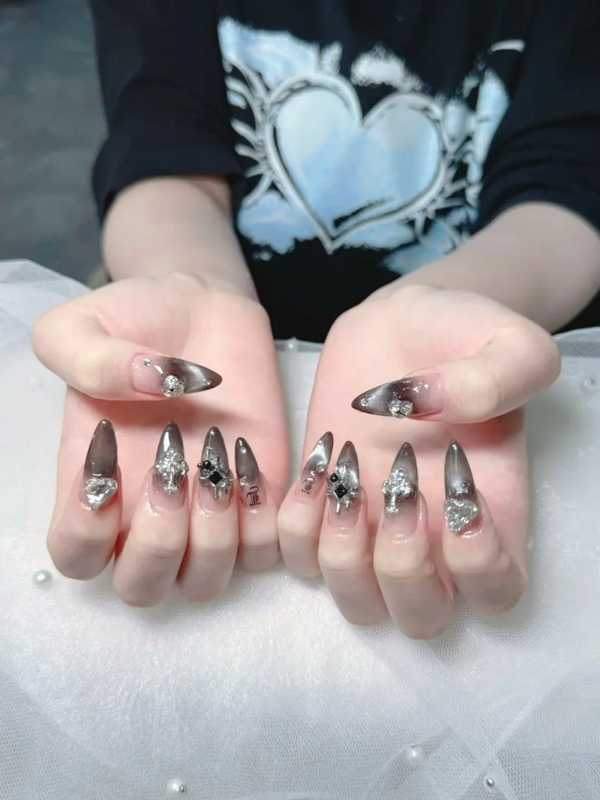 ネイル ジェルネイル 韓国ネイル パラジェル ワンホンネイル ハンドネイル GOHOUBI Nail 心斎橋店のネイルデザイン