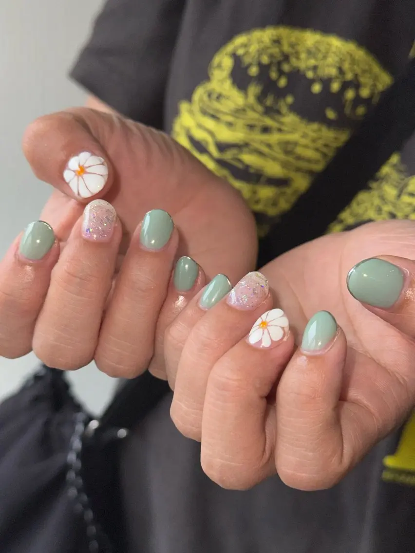 ネイル ハンドネイル estrela 🍑のネイルデザイン