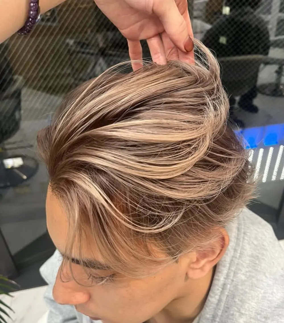 ショート カラー メンズ DEAN ISLA ハイトーンカラーのヘアスタイル