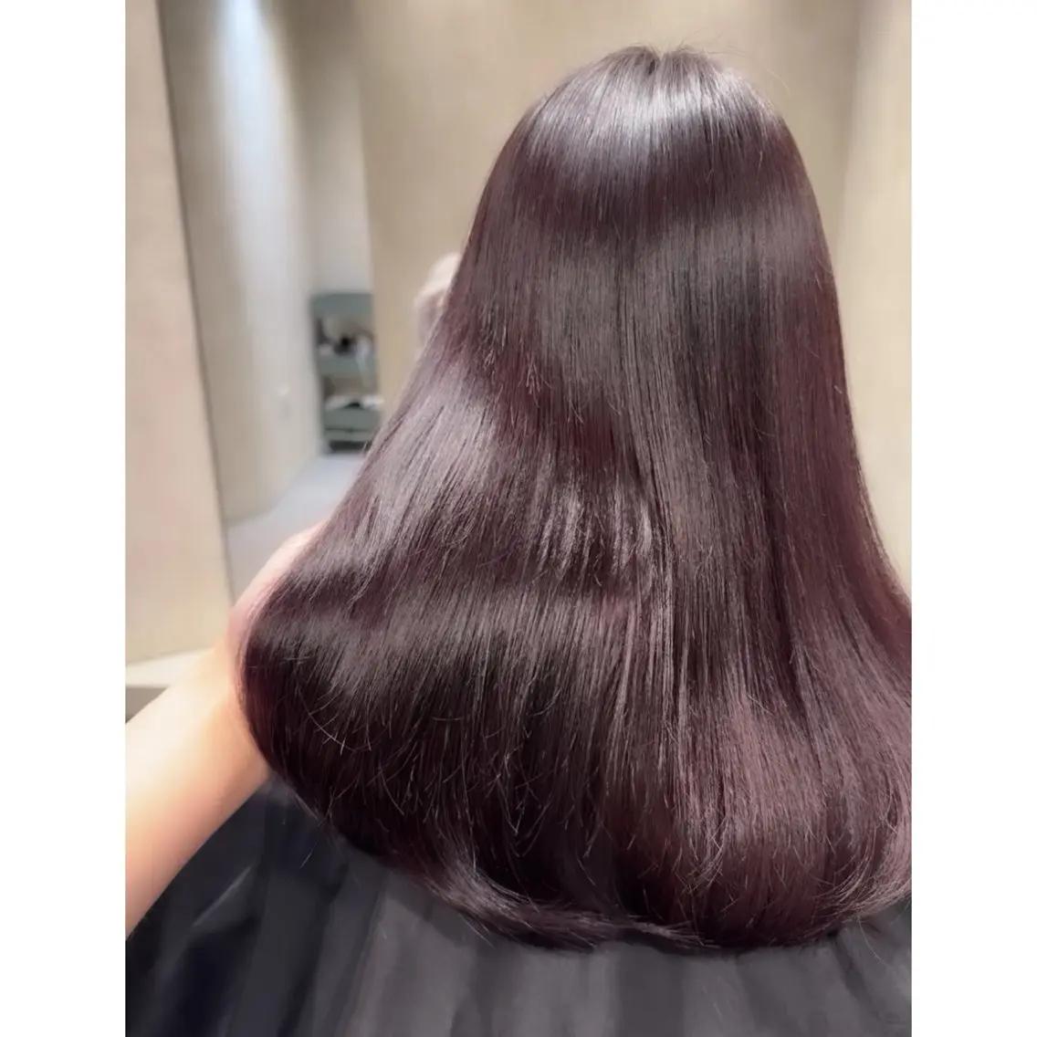 ロング カラー バイオレットカラー ヘアカラー トリートメント miyu /トレンド カラー×艶髪のヘアスタイル