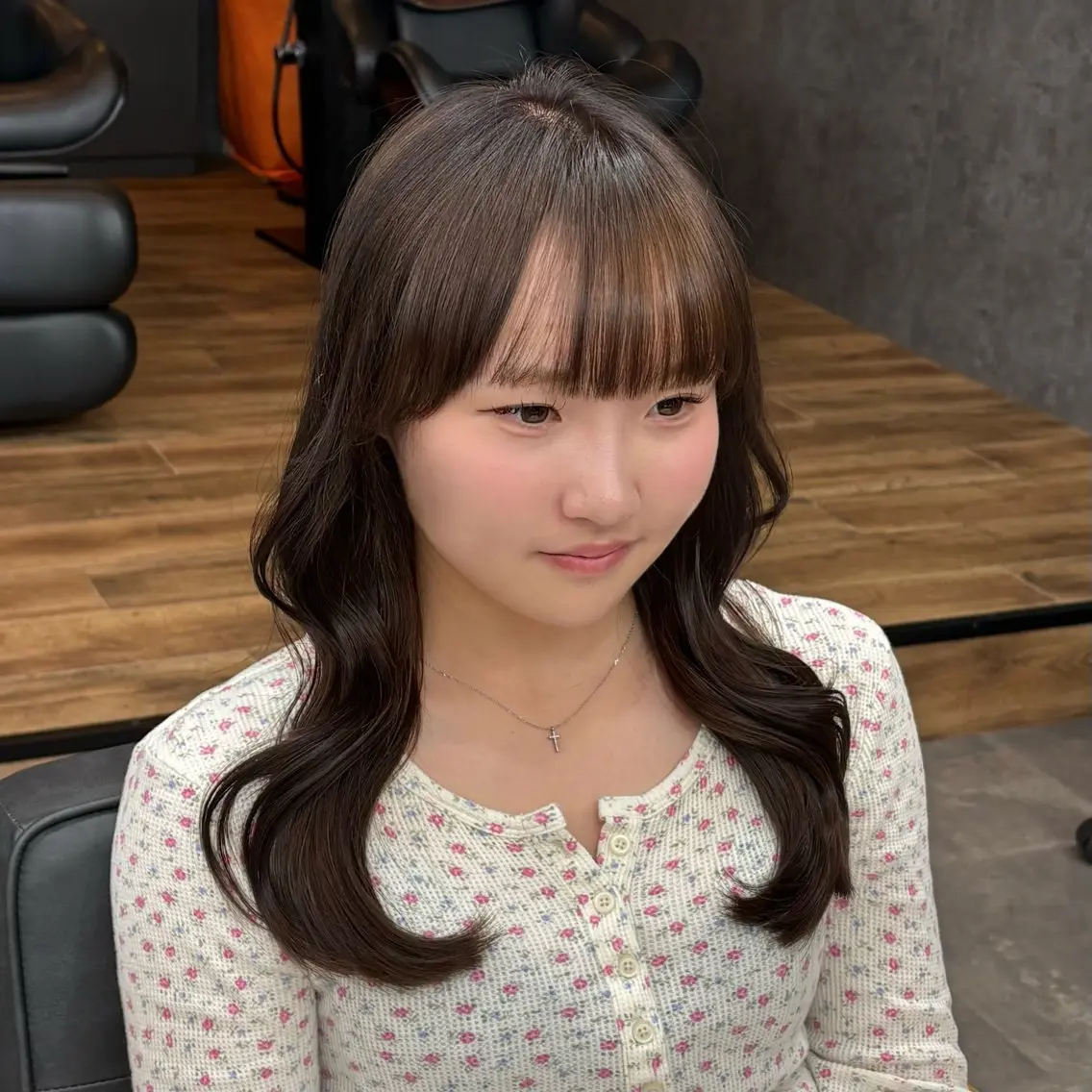 ロング カラー ブラウンカラー くびれヘア いちか🤍 COQU千葉のヘアスタイル