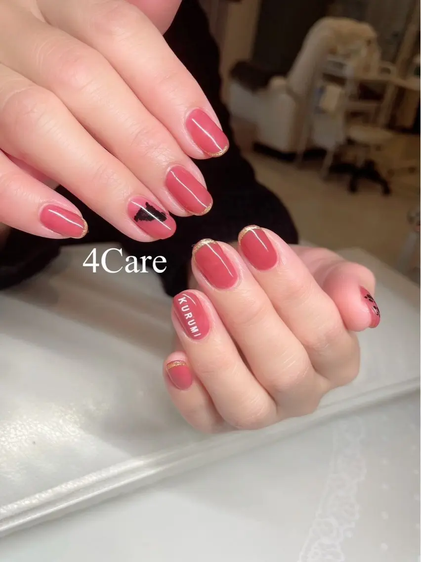 ネイル ハンドネイル 4Care Yのネイルデザイン