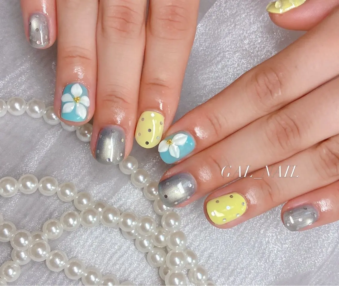 ネイル ドット ハンドネイル GAL_NAIL Miraiのネイルデザイン