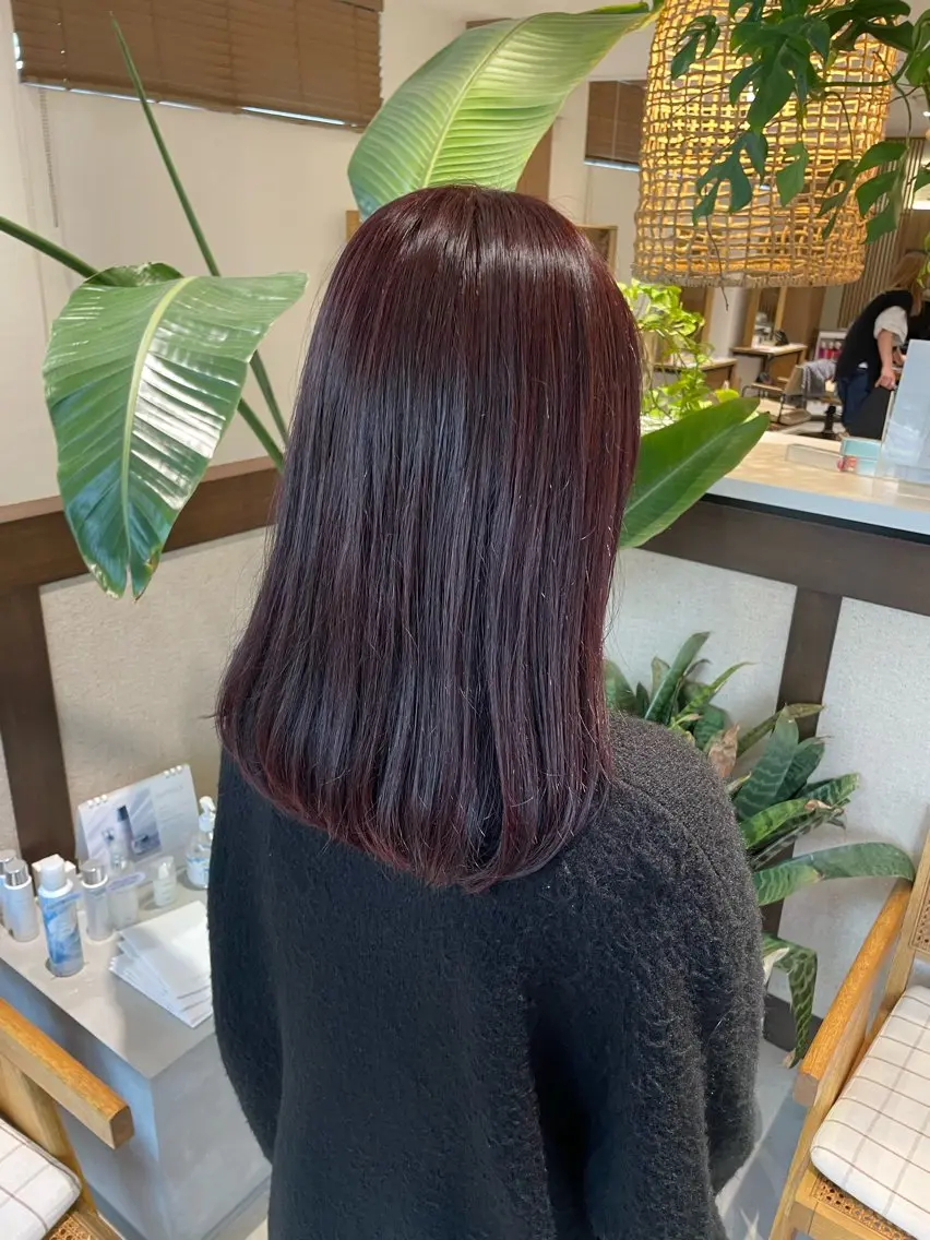 ロング カット ヘアカラー 富田 紗世のヘアスタイル