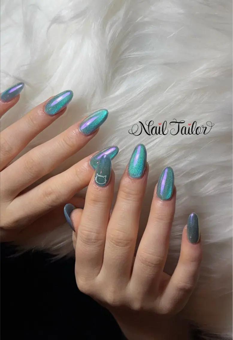ネイル ブルー 水色 ロングネイル マグネットネイル ミラーネイル ハンドネイル NailTailor ネイルテイラーのネイルデザイン
