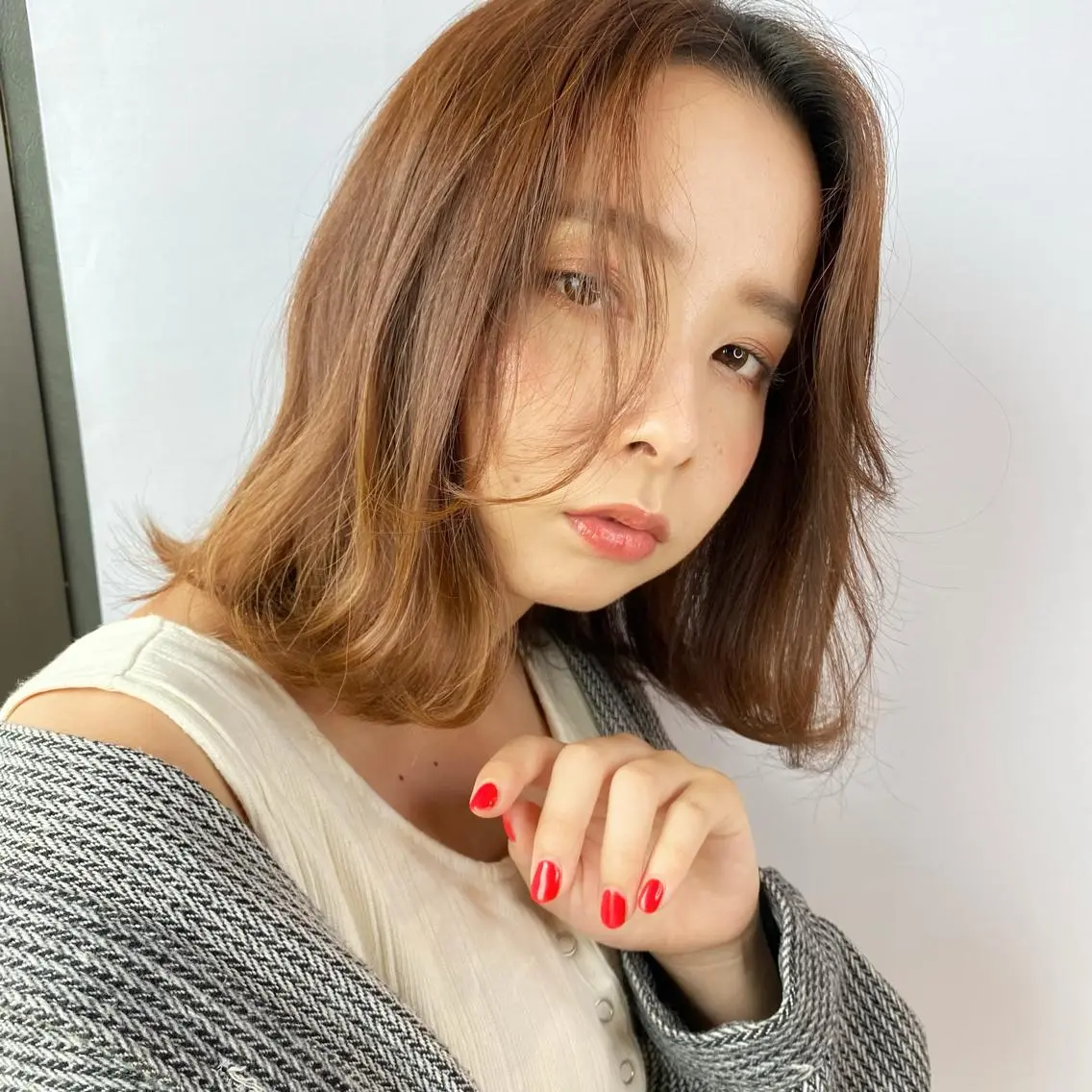ミディアム カラー ブラウンカラー オレンジ オレンジブラウン ボブ ボブ・レイヤーカット 吉敷航一のヘアスタイル