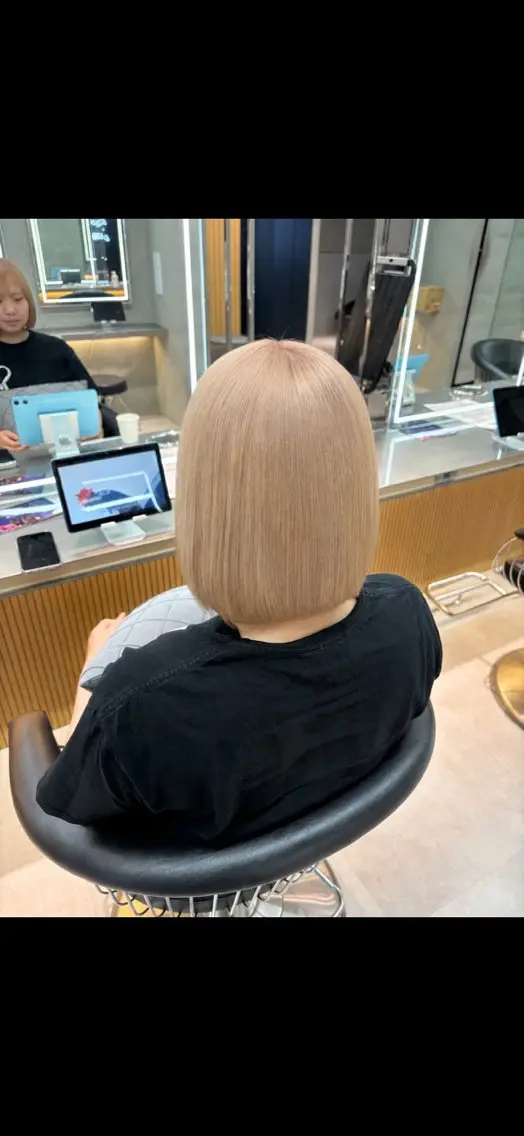ショート カラー ヘアカラー トリートメント lond/ MOMOKOのヘアスタイル