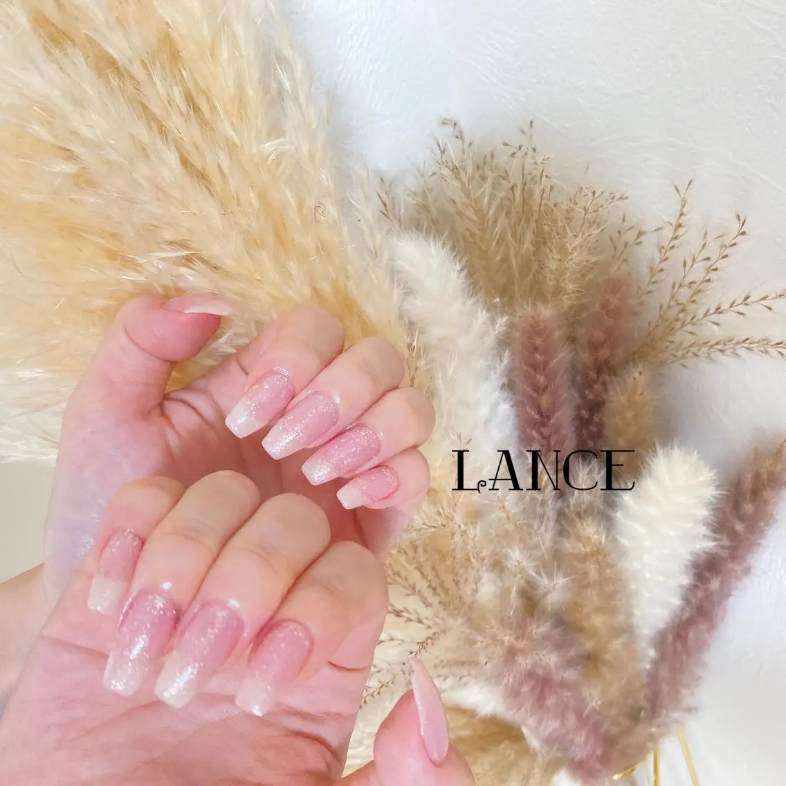 ミディアム ネイル オーロラネイル フットネイル フレンチネイル ミラーネイル ニュアンスネイル ハンドネイル Lance nailのネイルデザイン