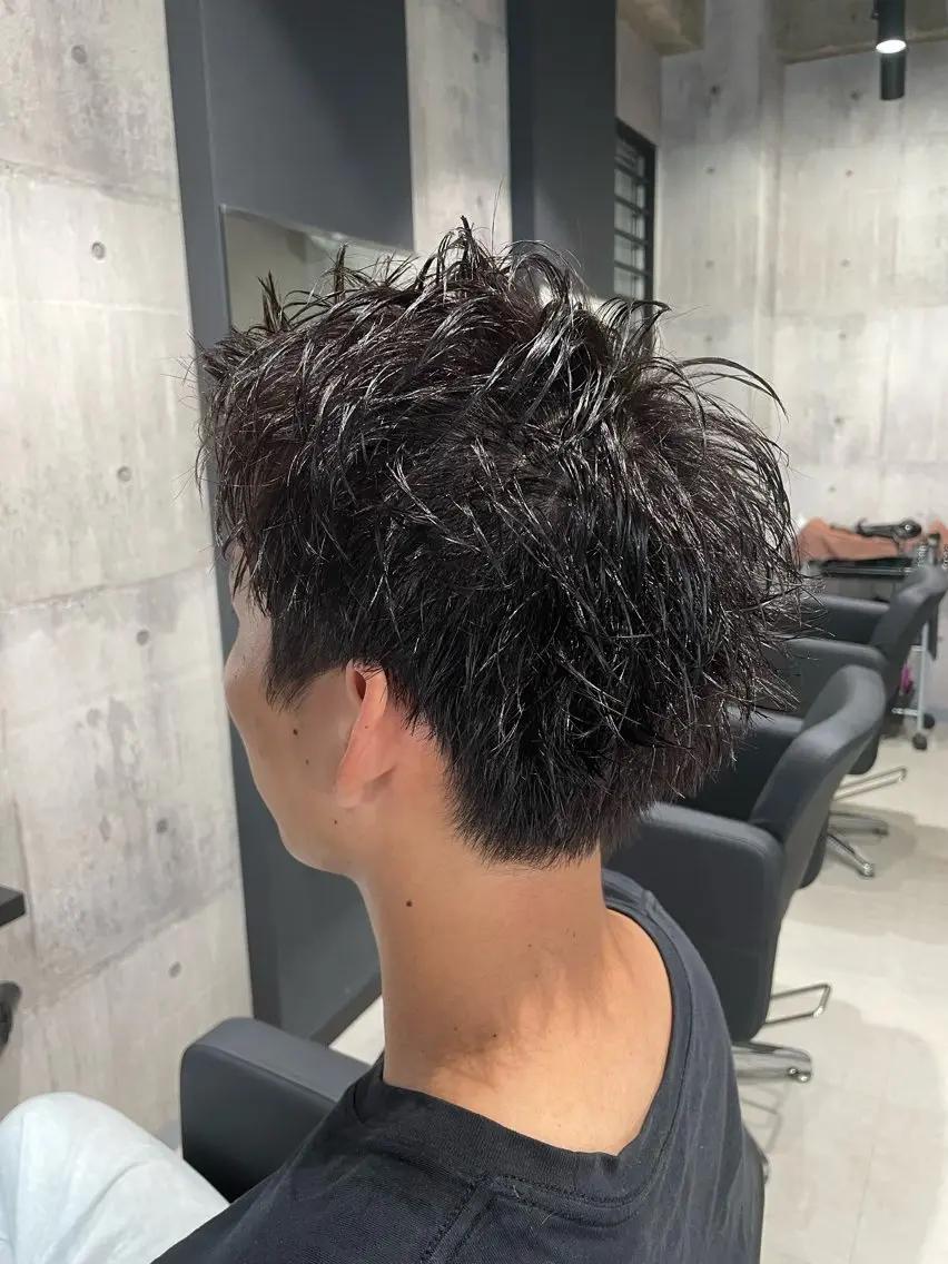 ショート パーマ メンズ ショートヘア カット _WHITE / KENTOのヘアスタイル