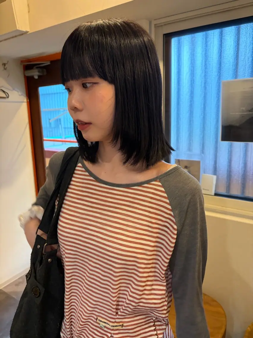 ショート カラー 土川 陽菜のヘアスタイル